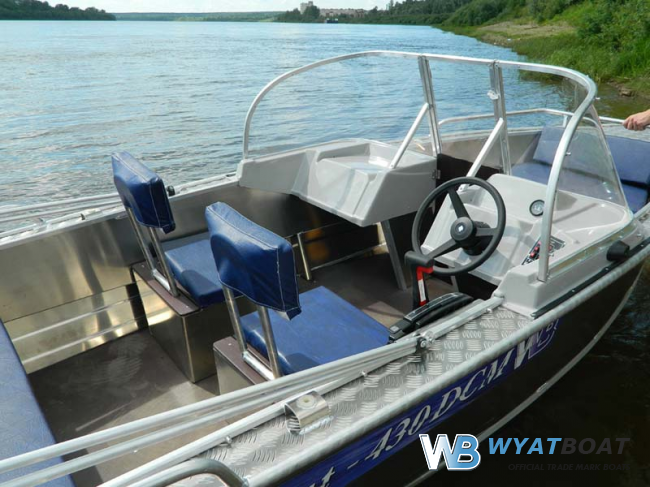 Wyatboat-430DCM